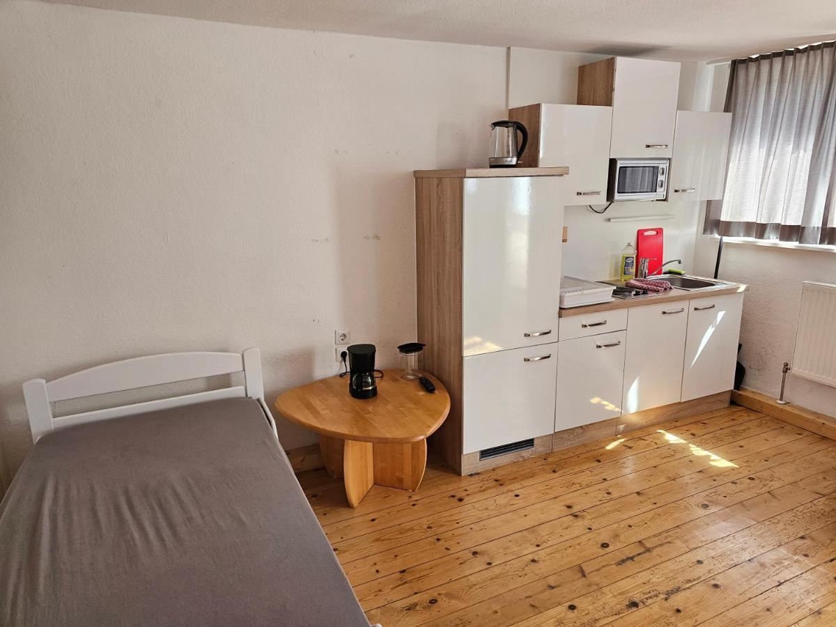 B76, Lauterach, Vorarlberg Apartments Kültér fotó